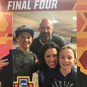 Meet your Posher, Marcia